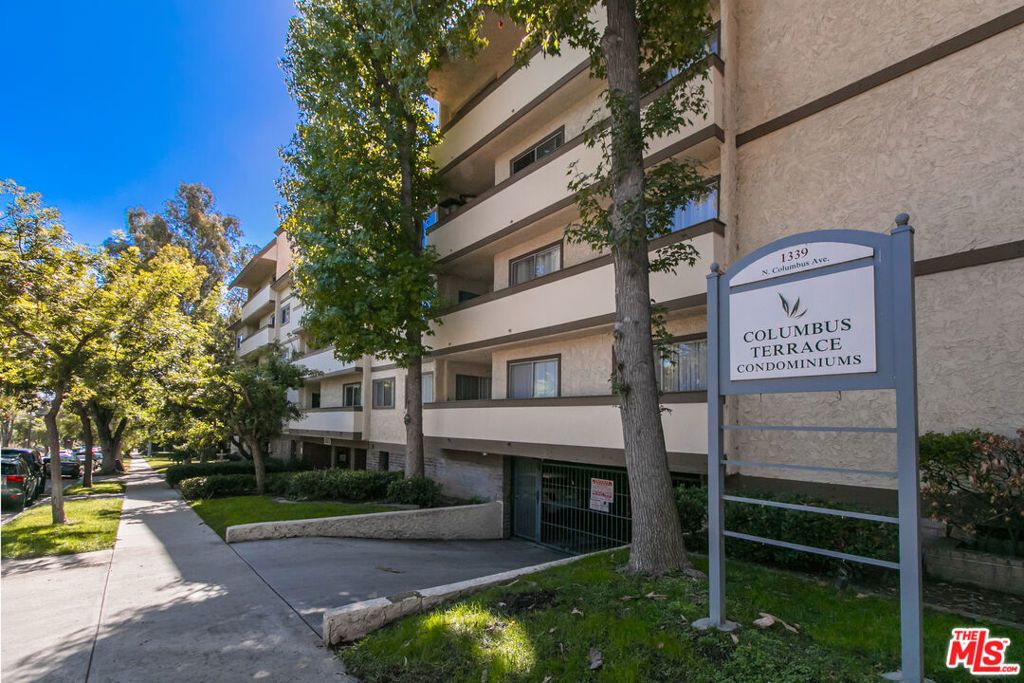 1339 N Columbus Avenue 304, Glendale, CA 91202