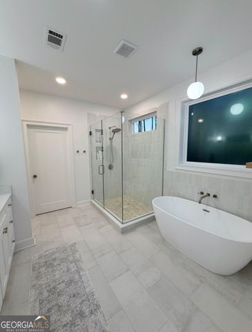 255 NE Chimney Rock Trail NE, Milledgeville, GA 31061