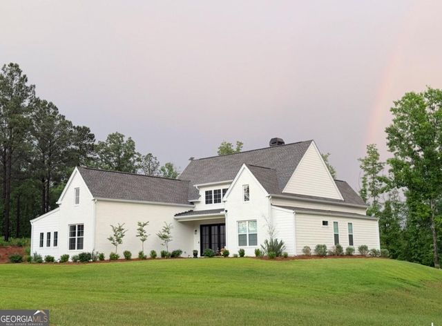 255 NE Chimney Rock Trail NE, Milledgeville, GA 31061