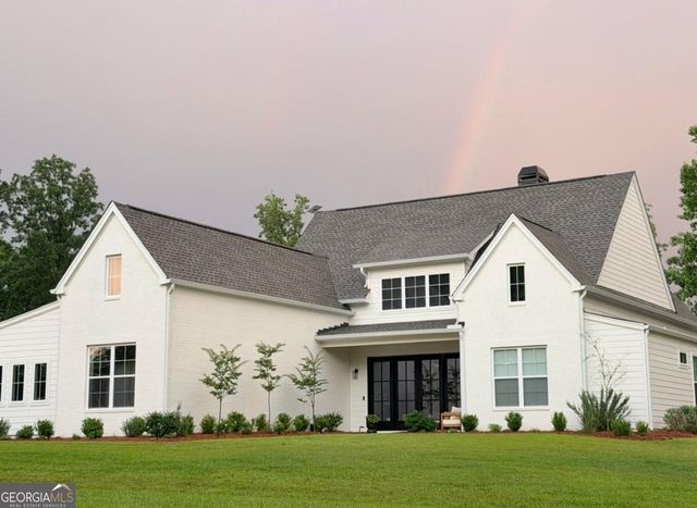 255 NE Chimney Rock Trail NE, Milledgeville, GA 31061