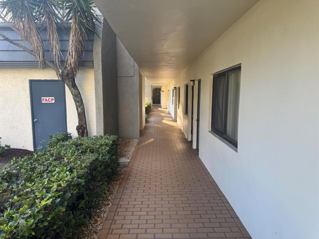 4832 Esedra Court 106, Lake Worth, FL 33467