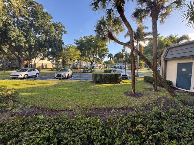 4832 Esedra Court 106, Lake Worth, FL 33467