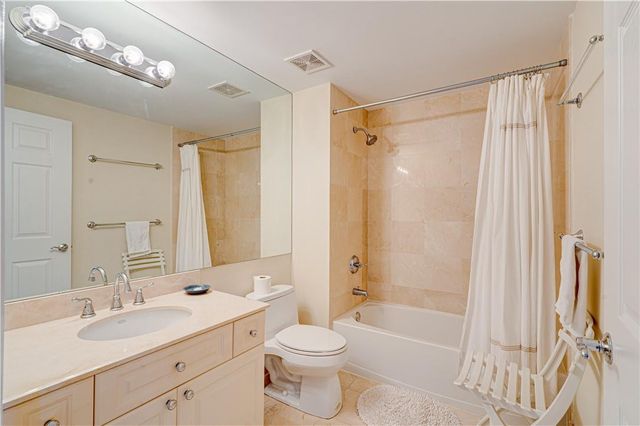 3200 N Ocean Boulevard 1107, Fort Lauderdale, FL 33308