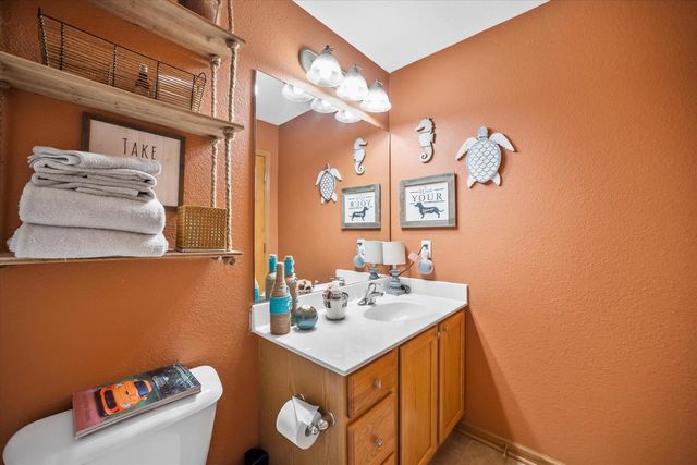 1644 Redwood STREET, West Bend, WI 53095