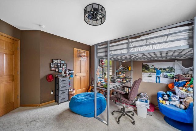 1644 Redwood STREET, West Bend, WI 53095