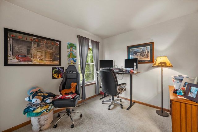 1644 Redwood STREET, West Bend, WI 53095