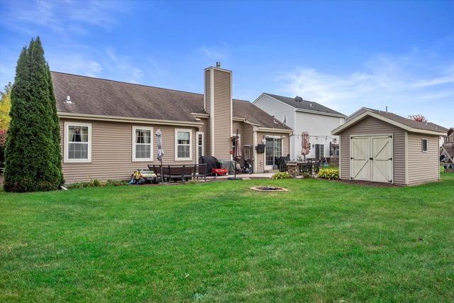 1644 Redwood STREET, West Bend, WI 53095