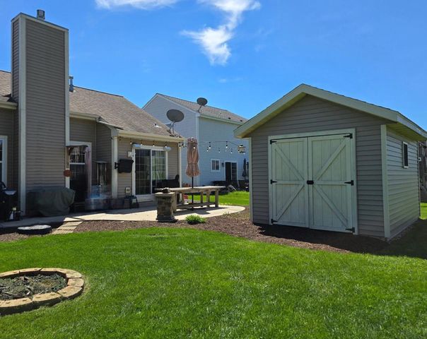 1644 Redwood STREET, West Bend, WI 53095