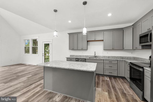 154 WATERVIEW DRIVE, Mineral, VA 23117