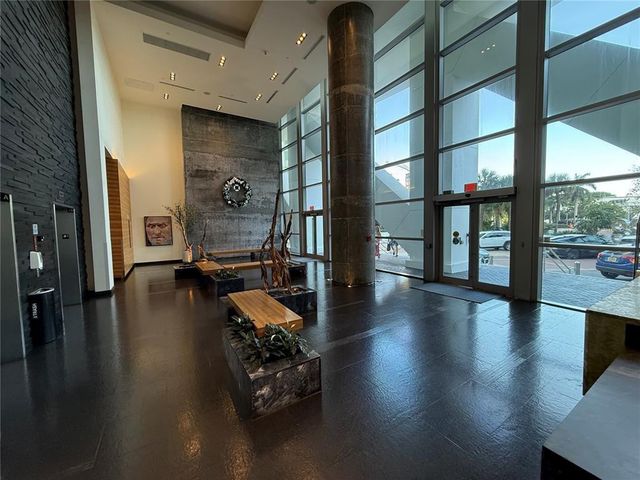 888 Biscayne Boulevard 1611, Miami, FL 33132