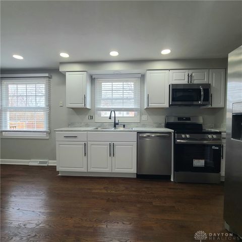 5550 Olive Tree Drive, Dayton, OH 45426