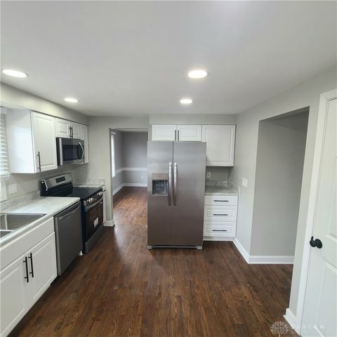 5550 Olive Tree Drive, Dayton, OH 45426