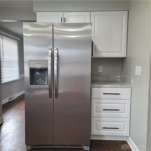 5550 Olive Tree Drive, Dayton, OH 45426