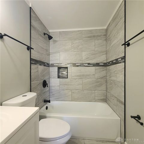 5550 Olive Tree Drive, Dayton, OH 45426