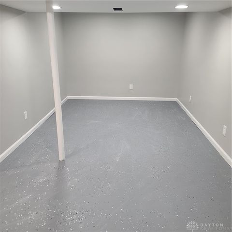 5550 Olive Tree Drive, Dayton, OH 45426