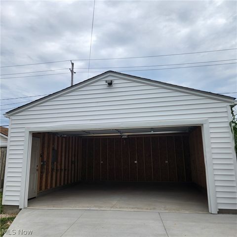 10909 Fortune Avenue, Cleveland, OH 44111