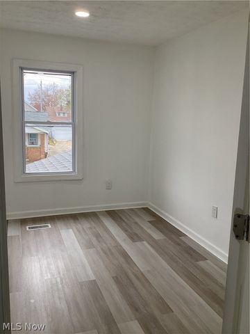 10909 Fortune Avenue, Cleveland, OH 44111