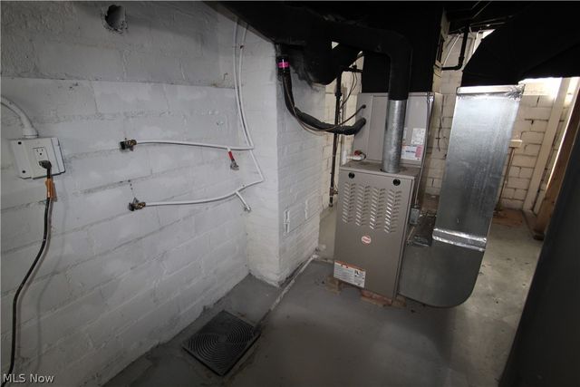 10909 Fortune Avenue, Cleveland, OH 44111