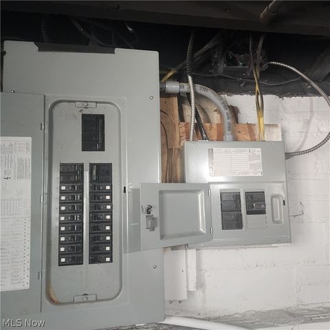 10909 Fortune Avenue, Cleveland, OH 44111