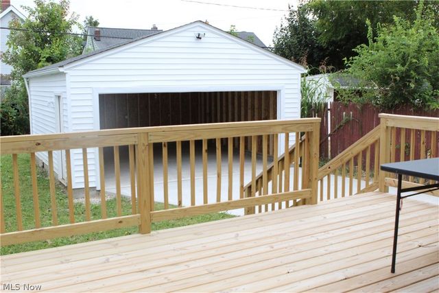 10909 Fortune Avenue, Cleveland, OH 44111