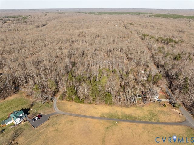 4 Dillard Rd, Spotsylvania, VA 22407