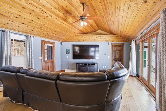 43 Smith Street, Rehoboth, MA 02769