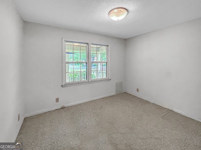411 Edgewater Circle, Macon, GA 31220