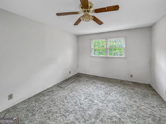 411 Edgewater Circle, Macon, GA 31220