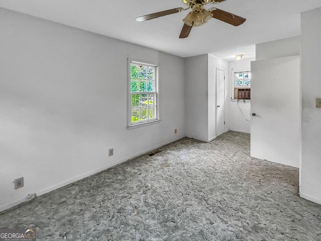 411 Edgewater Circle, Macon, GA 31220