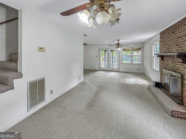 411 Edgewater Circle, Macon, GA 31220