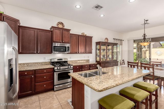 236 W CARIBBEAN Drive, Casa Grande, AZ 85122