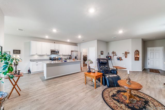 250 Landing Lane, New Braunfels, TX 78130