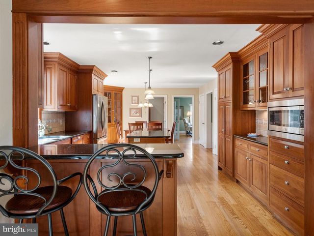 1629 HERRON LN, West Chester, PA 19380