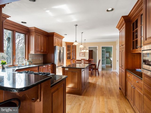 1629 HERRON LN, West Chester, PA 19380