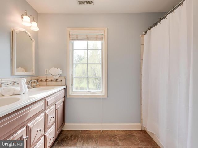 1629 HERRON LN, West Chester, PA 19380