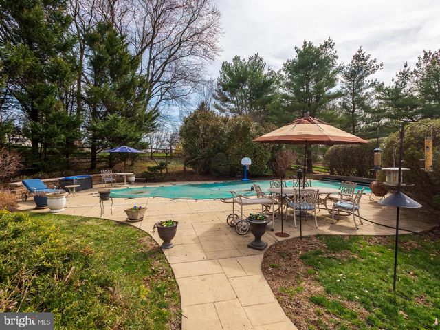 1629 HERRON LN, West Chester, PA 19380