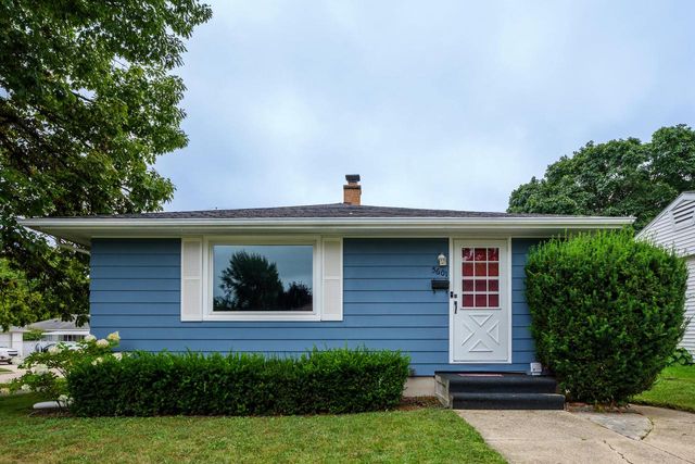 5601 44th AVENUE, Kenosha, WI 53144