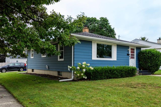 5601 44th AVENUE, Kenosha, WI 53144