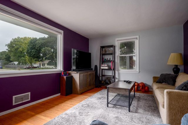 5601 44th AVENUE, Kenosha, WI 53144