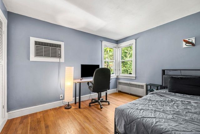 70 Newgate Circle, Manchester, NH 03102