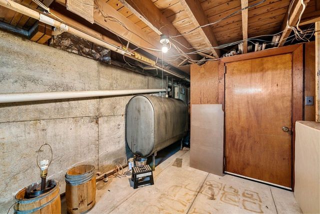 70 Newgate Circle, Manchester, NH 03102