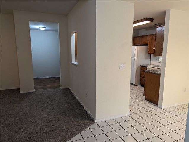 2046 E Farr Lane, Fayetteville, AR 72703