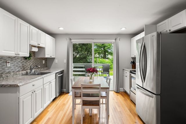251 Central Street, Rockland, MA 02370