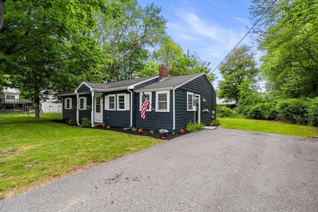 251 Central Street, Rockland, MA 02370