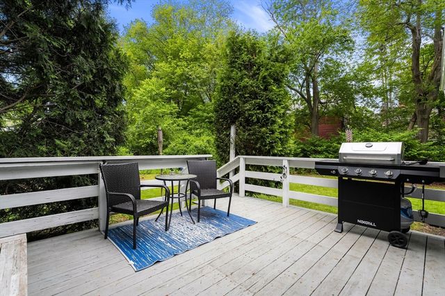 251 Central Street, Rockland, MA 02370