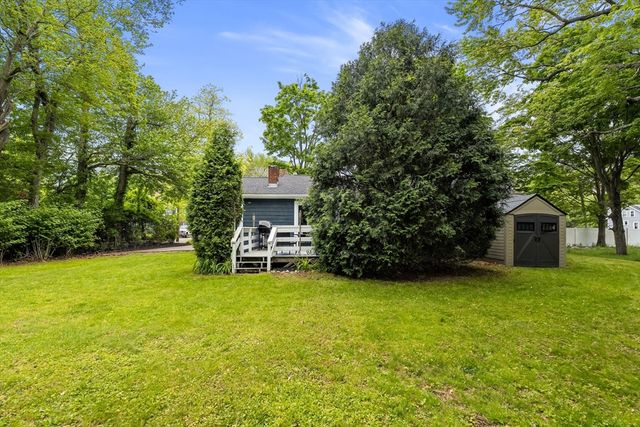 251 Central Street, Rockland, MA 02370
