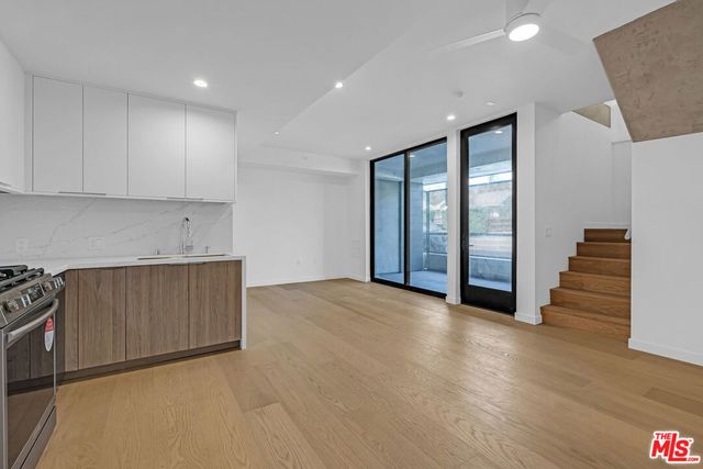 1257 N Detroit Street 102, West Hollywood, CA 90046