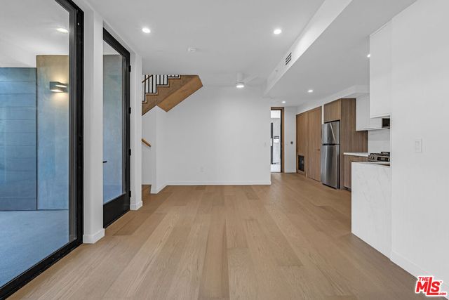 1257 N Detroit Street 102, West Hollywood, CA 90046