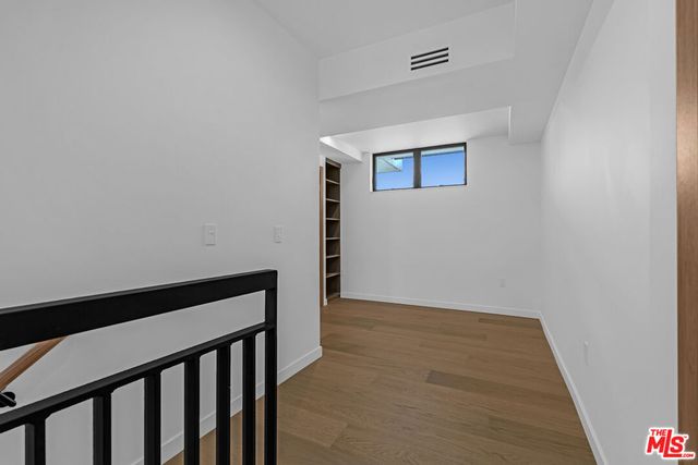 1257 N Detroit Street 102, West Hollywood, CA 90046