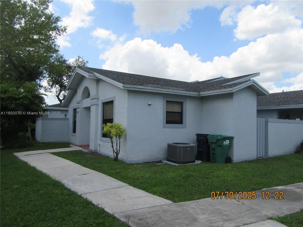 6443 SW 152nd Pl 6-43, Miami, FL 33193